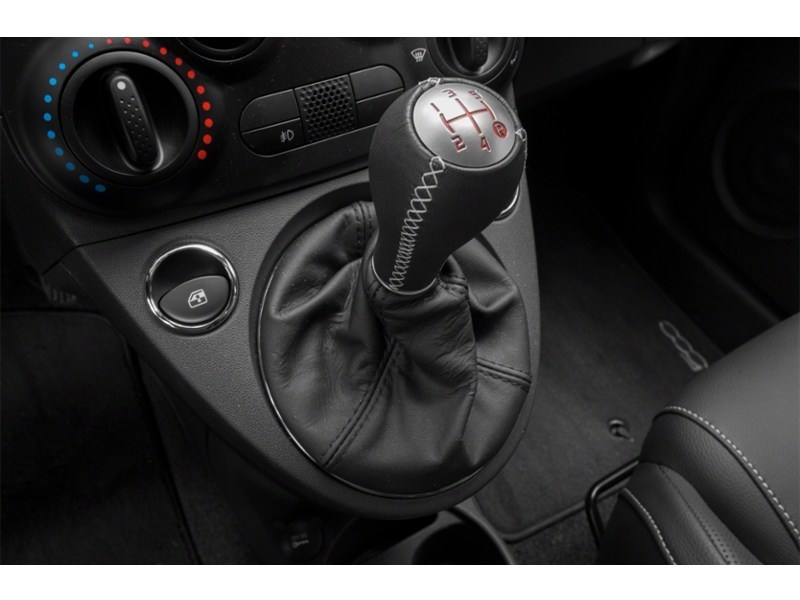2015 FIAT 500 2dr HB Turbo Exterior Shot 12