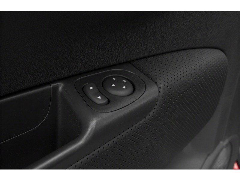 2015 FIAT 500 2dr HB Turbo Exterior Shot 14
