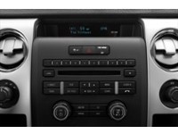 2013 Ford F-150 4WD SuperCrew 145" XLT Interior Shot 1
