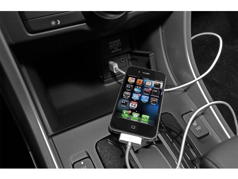2014 Honda Accord 4dr V6 Auto Touring Exterior Shot 10