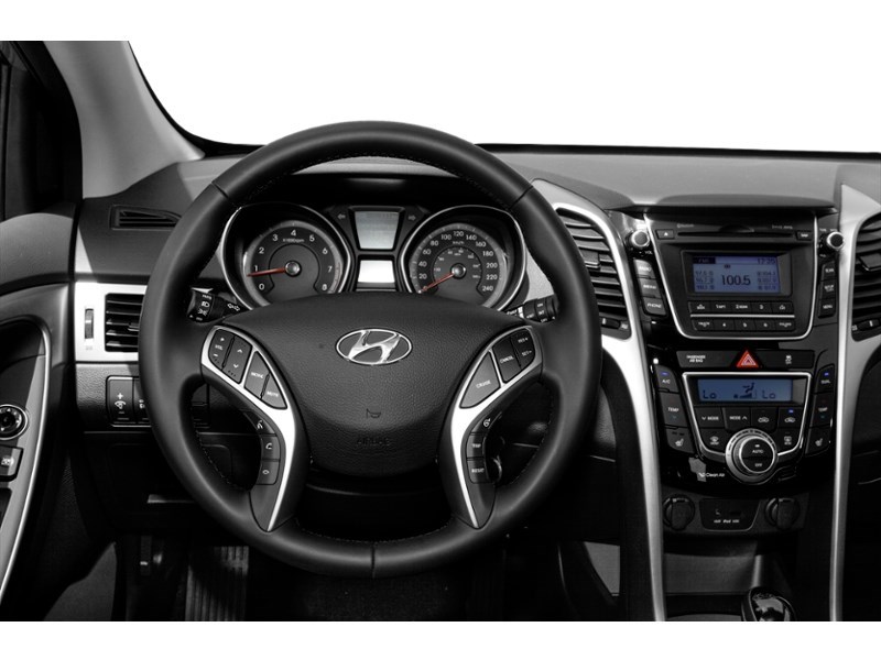 2013 Hyundai Elantra GT 5dr HB Man GL Interior Shot 3