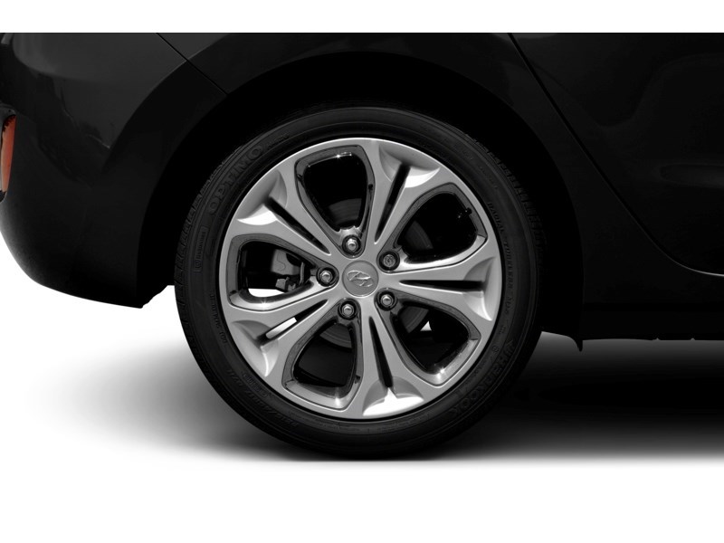 2013 Hyundai Elantra GT 5dr HB Auto GL Exterior Shot 5