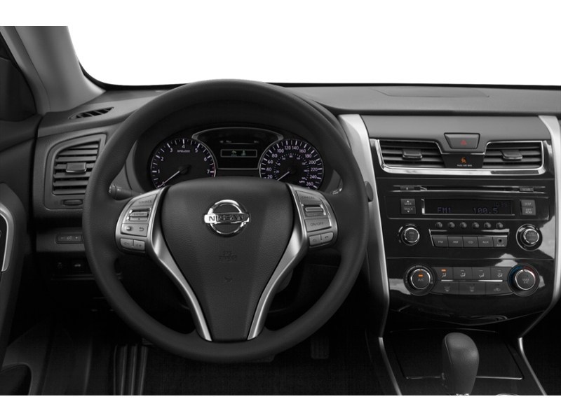 2015 Nissan Altima 4dr Sdn I4 CVT 2.5 Interior Shot 3