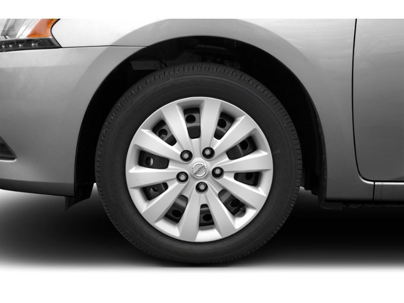 2014 Nissan Sentra 4dr Sdn CVT S Exterior Shot 5