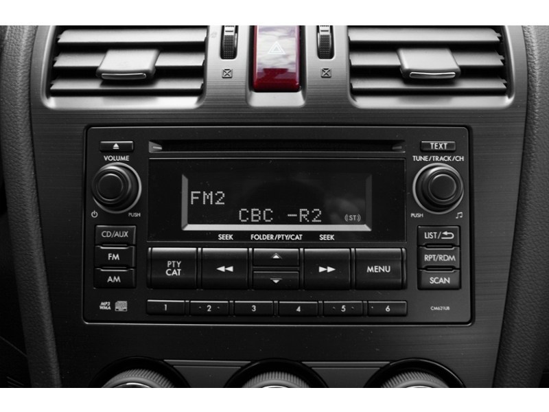 2013 Subaru Impreza 5dr HB CVT 2.0i Interior Shot 2