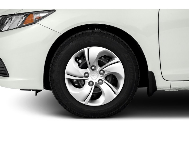 2014 Honda Civic 4dr Man LX Exterior Shot 5