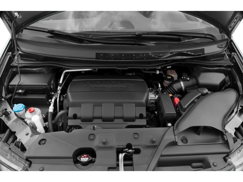 2015 Honda Odyssey 4dr Wgn SE Exterior Shot 3