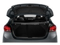 2015 Hyundai Elantra 4dr Sdn Auto GLS Exterior Shot 4