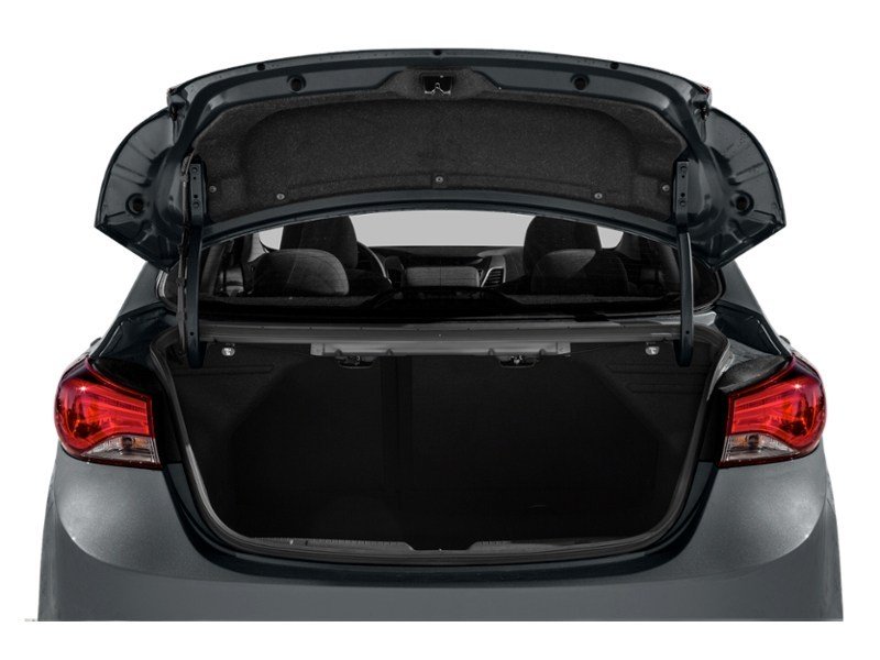 2015 Hyundai Elantra 4dr Sdn Auto GLS Exterior Shot 4