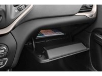 2017 Jeep Cherokee 4WD 4dr Limited Interior Shot 4