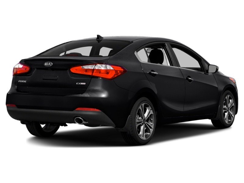 2016 Kia Forte 4dr Sdn Auto LX Exterior Shot 2