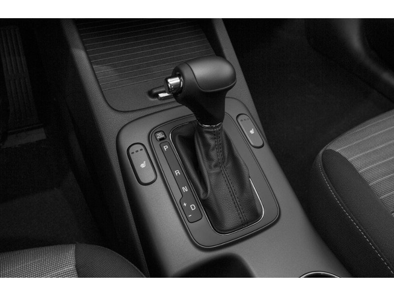 2016 Kia Forte 4dr Sdn Auto LX Exterior Shot 12