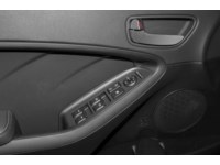 2016 Kia Forte 4dr Sdn Auto LX+ w/Sunroof Exterior Shot 14