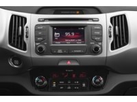 2015 Kia Sportage FWD 4dr Auto LX Interior Shot 2