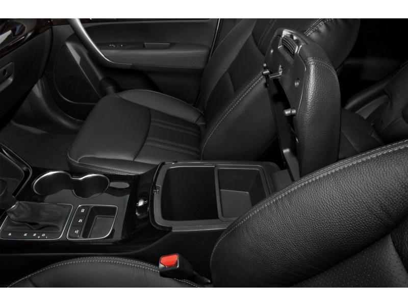 2014 Kia Sorento AWD 4dr V6 Auto LX Interior Shot 8