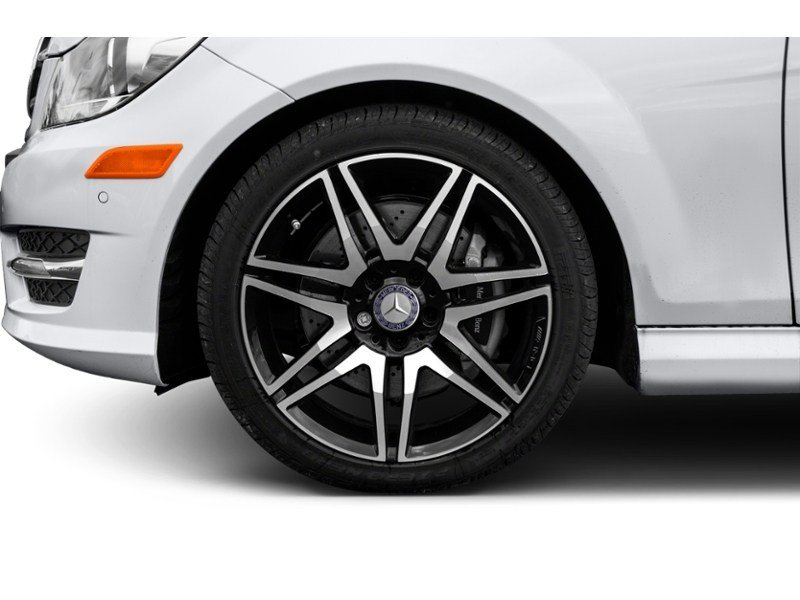 2015 Mercedes-Benz C-Class Base Exterior Shot 5