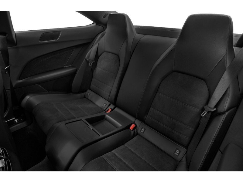 2015 Mercedes-Benz C-Class Base Interior Shot 6