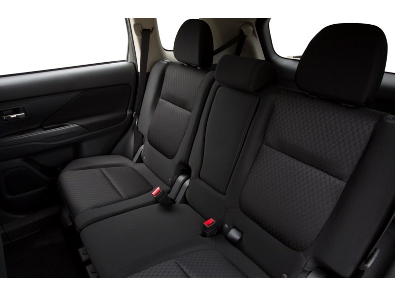 2014 Mitsubishi Outlander 4WD 4dr GT Interior Shot 5
