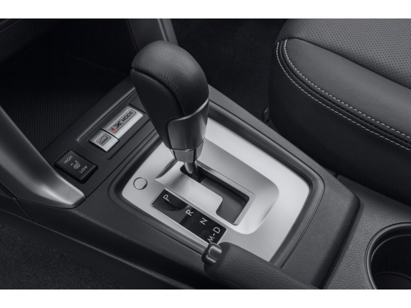 2015 Subaru Forester 2.0XT Limited Package w/Technology Pkg Option (CVT) Exterior Shot 12