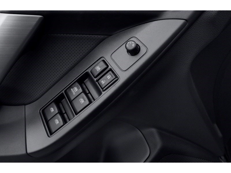 2015 Subaru Forester 2.0XT Limited Package w/Technology Pkg Option (CVT) Exterior Shot 14