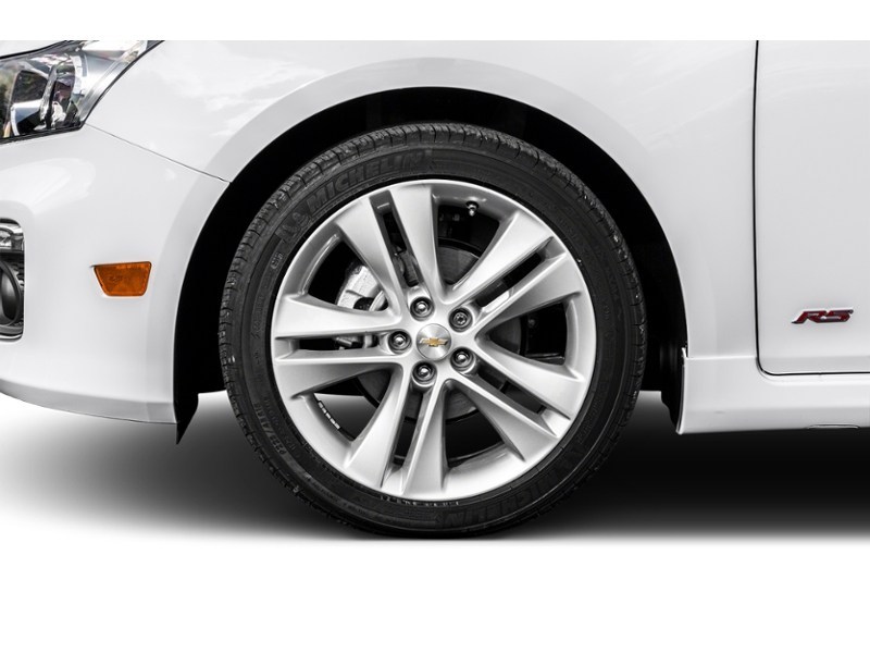 2015 Chevrolet Cruze LT 2LT Exterior Shot 5