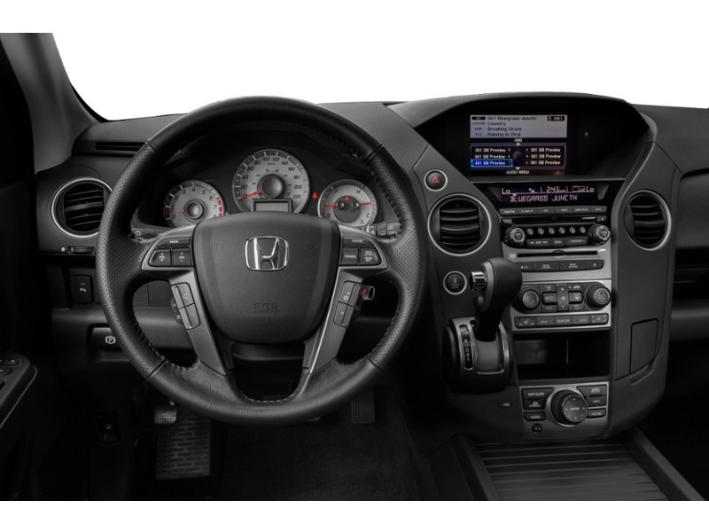 2013 Honda Pilot 4WD 4dr Touring Interior Shot 3