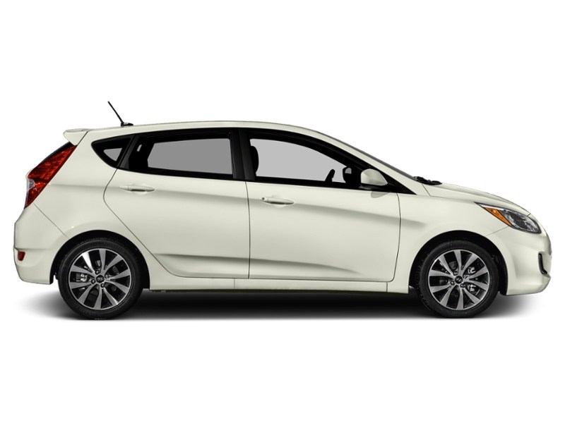 2017 Hyundai Accent 5dr HB Auto SE Exterior Shot 11