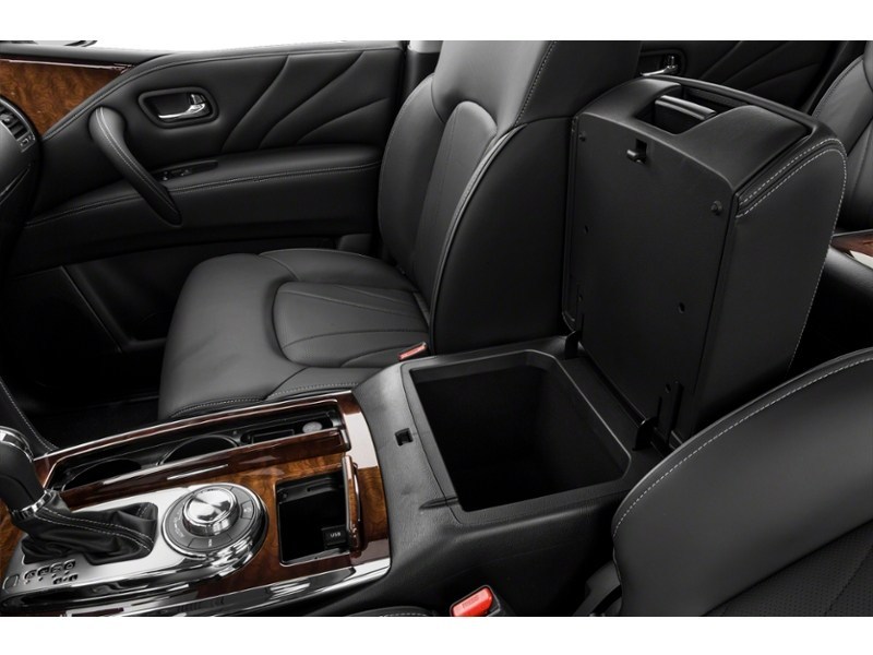 2016 INFINITI QX80 4WD 4dr 7-Passenger Interior Shot 8