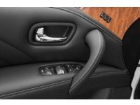 2016 INFINITI QX80 4WD 4dr 7-Passenger Exterior Shot 14