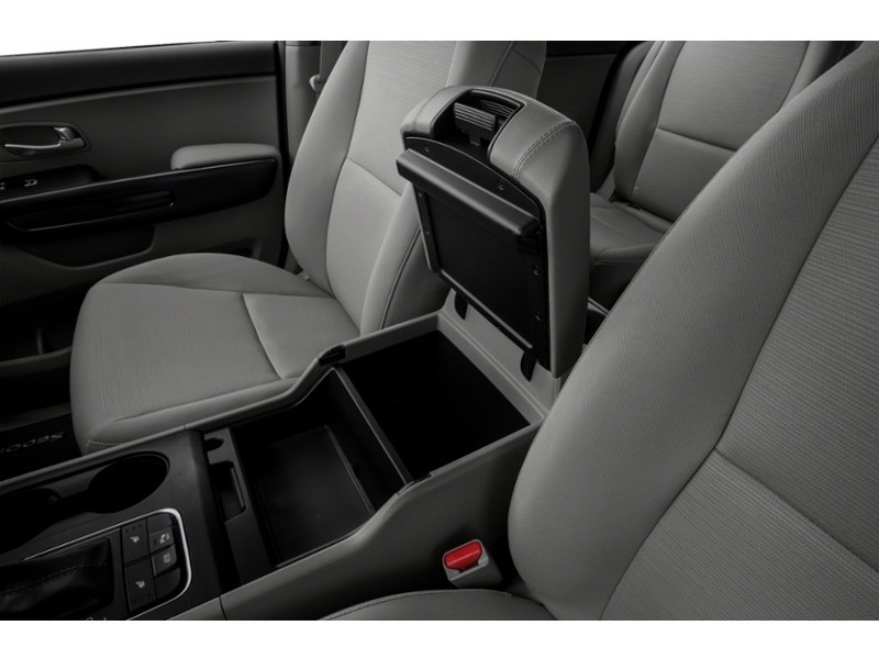 2015 Kia Sedona 4dr Wgn LX Interior Shot 8