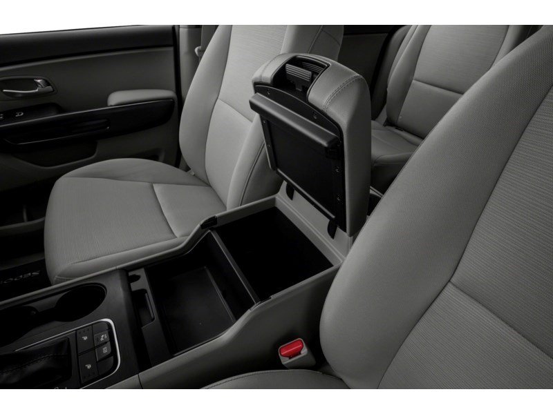 2017 Kia Sedona 4dr Wgn LX Interior Shot 8