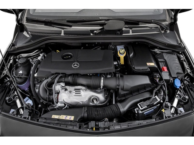 2015 Mercedes-Benz B-Class 4dr HB B 250 Sports Tourer 4MATIC Exterior Shot 3