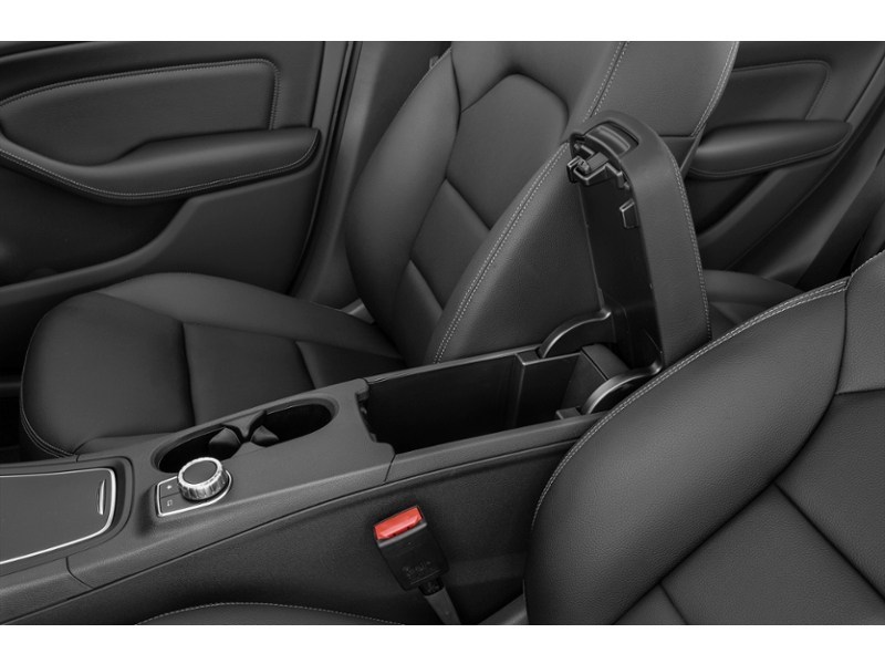 2015 Mercedes-Benz B-Class 4dr HB B 250 Sports Tourer 4MATIC Interior Shot 8