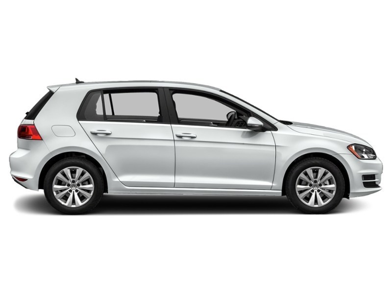2017 Volkswagen Golf 5dr HB Man 1.8 TSI Comfortline Exterior Shot 11