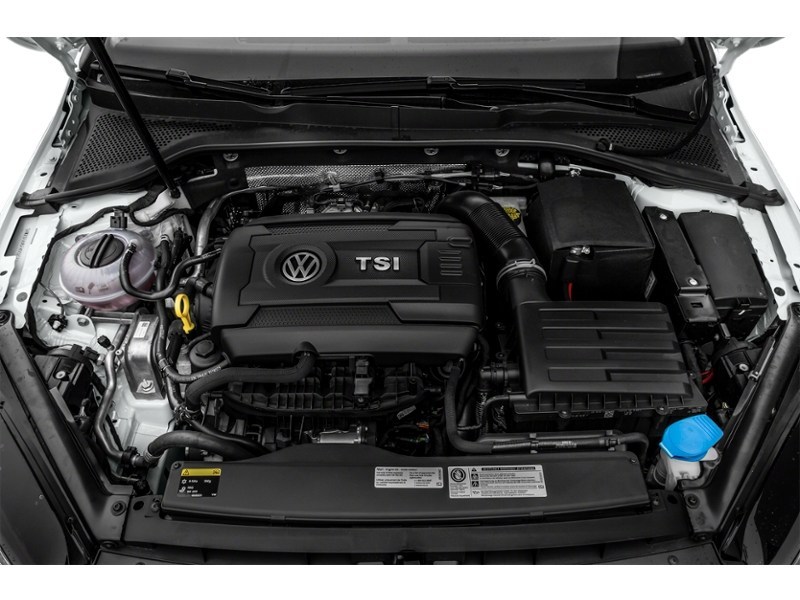 2017 Volkswagen Golf 5dr HB Man 1.8 TSI Comfortline Exterior Shot 3