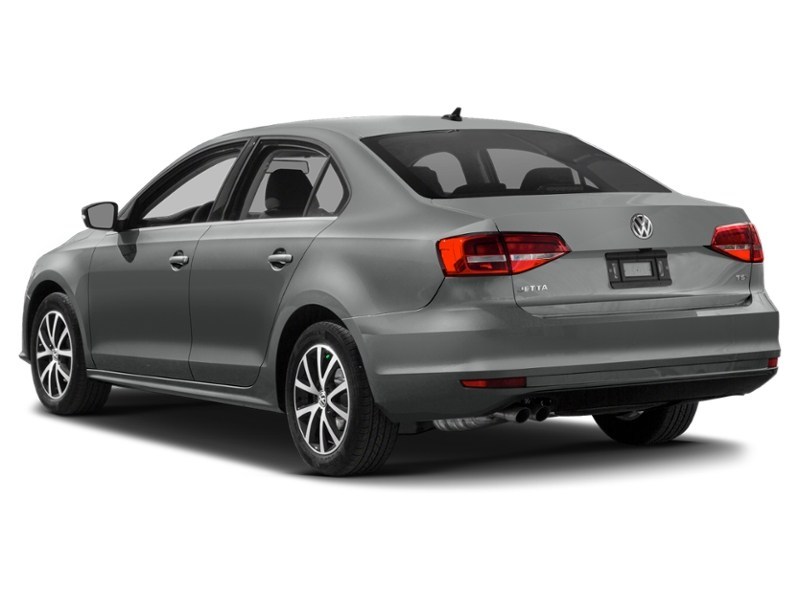 2017 Volkswagen Jetta 4dr 1.4 TSI Man Wolfsburg Edition Exterior Shot 10