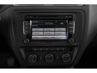 2017 Volkswagen Jetta 4dr 1.4 TSI Auto Trendline+ Interior Shot 2