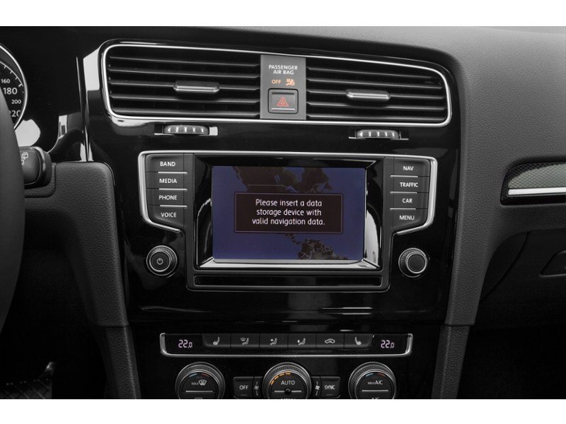 2016 Volkswagen Golf Sportwagon 4dr Man 1.8 TSI Comfortline Interior Shot 9