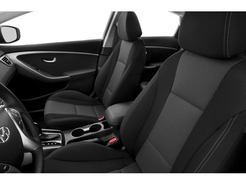 2016 Hyundai Elantra GT 5dr HB Man GLS Interior Shot 4