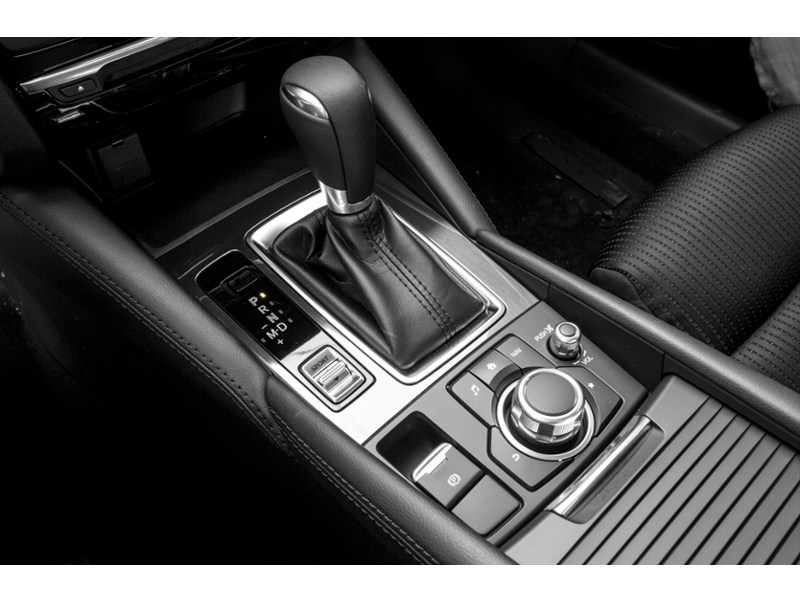 2016 Mazda Mazda6 4dr Sdn 2.5L Auto GS Exterior Shot 12