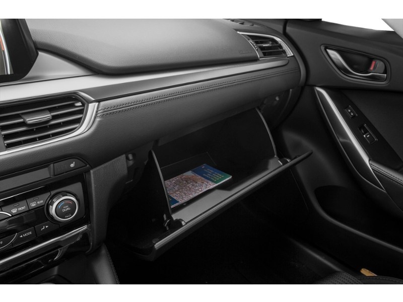 2016 Mazda Mazda6 4dr Sdn 2.5L Auto GS Interior Shot 4