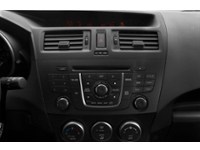 2016 Mazda Mazda5 4dr Wgn Auto GS Interior Shot 2