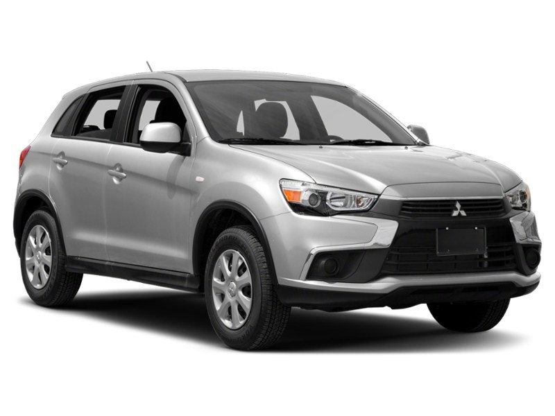 2017 Mitsubishi RVR AWD 4dr 2.0L CVT SE Exterior Shot 9