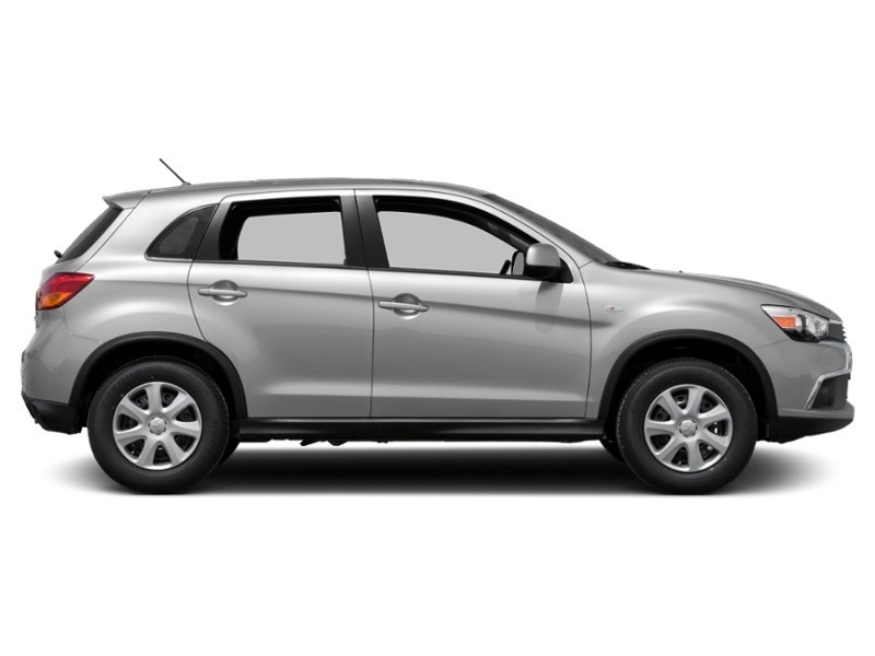 2017 Mitsubishi RVR AWD 4dr 2.0L CVT SE Exterior Shot 11