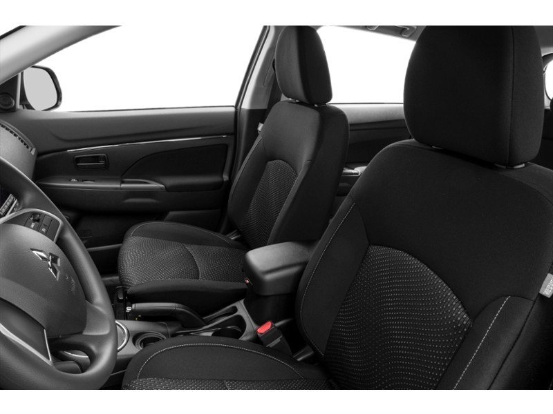 2017 Mitsubishi RVR AWD 4dr 2.0L CVT SE Interior Shot 4