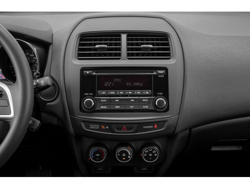 2017 Mitsubishi RVR AWD 4dr 2.0L CVT SE Interior Shot 2