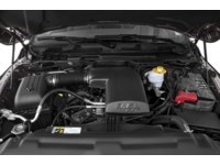 2017 RAM 1500 4WD Crew Cab 140.5" SLT Exterior Shot 3