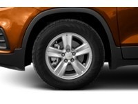 2019 Chevrolet Trax AWD 4dr LT Exterior Shot 5
