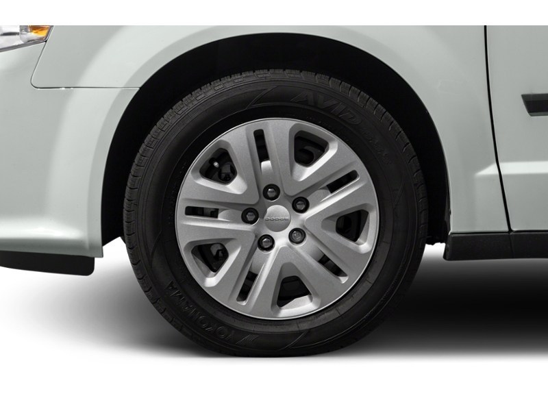 2020 Dodge Grand Caravan Premium Plus 2WD Exterior Shot 5