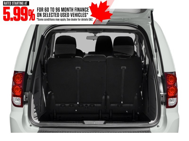 2020 Dodge Grand Caravan Premium Plus 2WD Exterior Shot 4